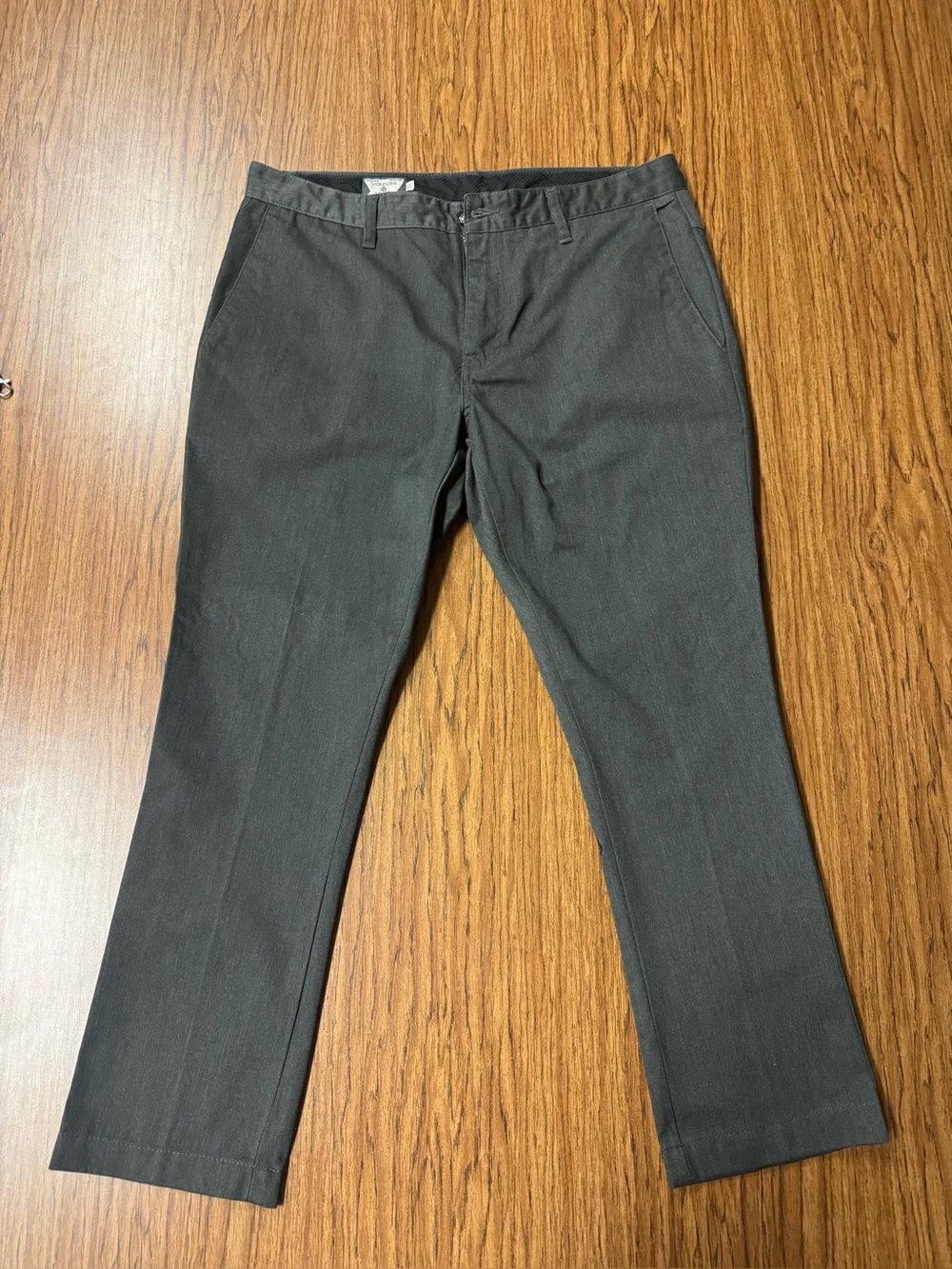 Volcom Men’s Chinos Khaki, Slim Tapered, Gray, 34x29.